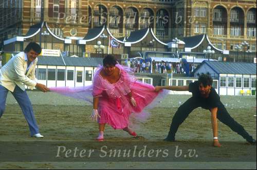 Sugar Lee Hooper met broer (rechts)