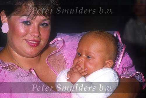 Sugar Lee Hooper met haar tweede kindje