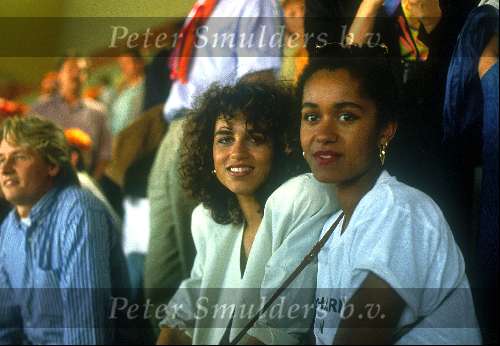 Sylvia Kieft en Carmen Rijkaard tijdens het Europees Kampioenschap in 1988