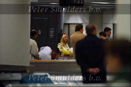 Schiphol 26 januari 2003
Tatjana en Chris Luken komen terug van hun vakantie in Dubai