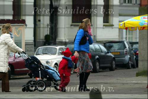 Amsterdam 18 januari 2003
Vanessa Loudon met kinderen
