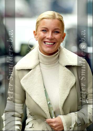Amsterdam 23 januari 2004
Angela Kluivert en Mariet (st tropez)  op PC Hooftstraat in Amsterdam