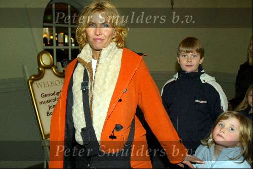 Kaatsheuvel 24 januari 2004
Premiere Doornroosje in de efteling. 
Anita Witsier met kinderen