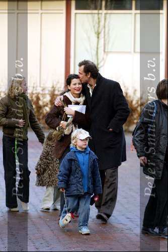 Kaatsheuvel 24 januari 2004
Premiere Doornroosje in de efteling. 
Erik de Vogel en Caroline de Bruin met kinderen