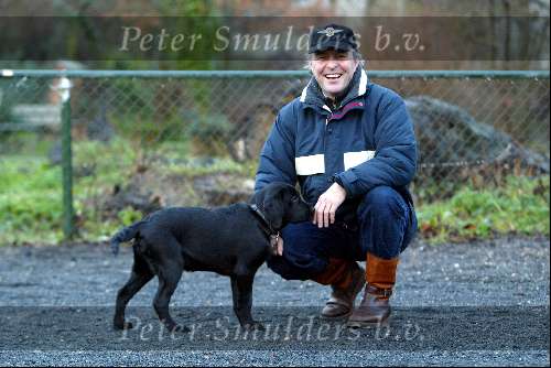 Amsterdam 24 januari 2004
Huub Stapel met zijn Labrador hond Nero op Puppy cursus