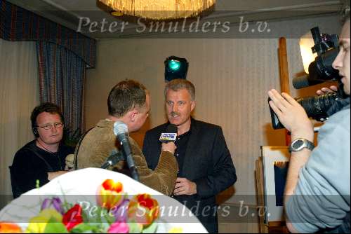 Hilversum 9 januari 2003
Verkiezing omroepman van het jaar bij Jan Tabak.
Peter R de Vries