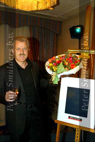 Hilversum 9 januari 2003
Verkiezing omroepman van het jaar bij Jan Tabak.
Peter R de Vries