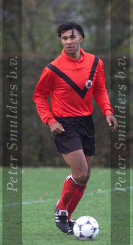Amstelveen 20-11-1999
Amateurvoetbalclub AFC 5  met daarin Ruud Gullit