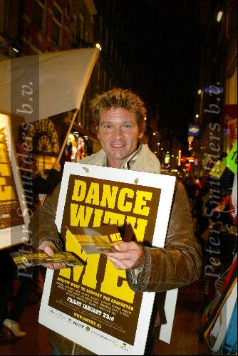 Amsterdam 15 januari 2003
Red de Oerang Oetang.
Sander Jansons