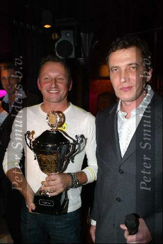 Amsterdam 17 december 2003
Presentatie Man van het jaar in Zebra Lounge.   Wilbert Das enThomas Hendriks