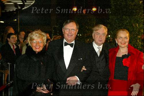 Scheveningen 12 januari 2003
100 jarig bestaan circustheater.
Tom Westermeijer met Henk v d Meyden en hun vrouwen