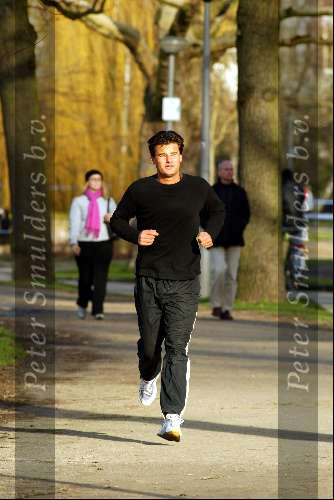 Amsterdam 18 januari 2004
Wilfred Genee hardlopen in vondelpark