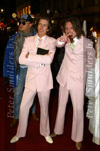 Amsterdam 11 december 2002
Premiere Lord of the rings II
de broertjes