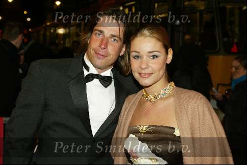 Amsterdam 11 december 2002
Premiere Lord of the rings II
Froukje de Both met vriend