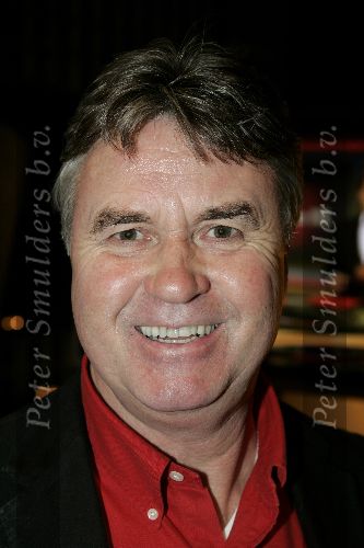 Hilversum 6 januari 2005
Aktie  555 voor azie in studio 22.
Guus Hiddink
