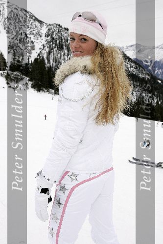 Seefeld 18 januari 2005
Princee opening hotel.
Inge de Bruijn op ski\'s
Wintersport en Sneeuw