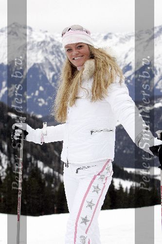 Seefeld 18 januari 2005
Princee opening hotel.
Inge de Bruijn op ski\'s
Wintersport en Sneeuw