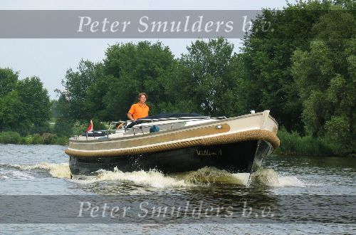 Vinkeveen 1 Augustus 2004
Toertocht met sloep van vinkeveen naar amsterdam
Johan Makkinga