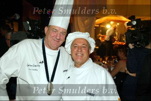 Breda 16 december 2002

Princess kerstborrel  2002
Joop Braakhekke en Cas Spijkers


Peter Smulders bv