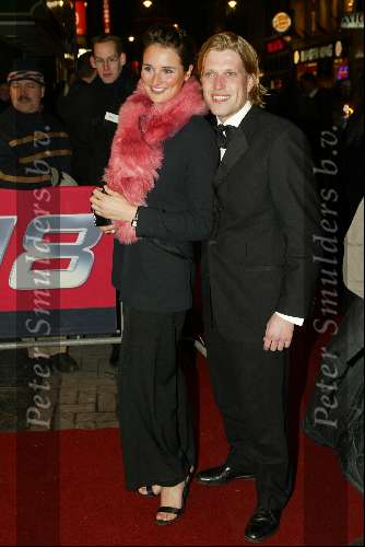 Amsterdam 11 december 2002
Premiere Lord of the rings II
Lieke v Lexmond met vriend