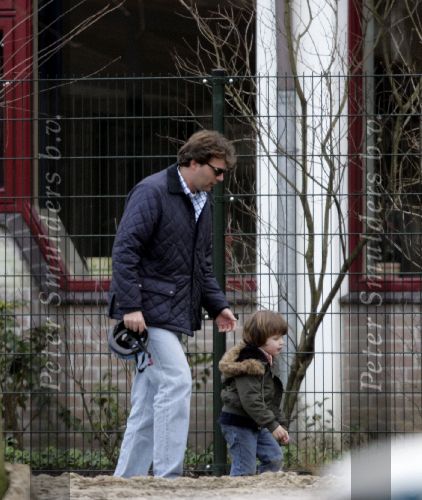 Amsterdam 21 januari 2005
Reinout Oerlemans met zoon Tijmen