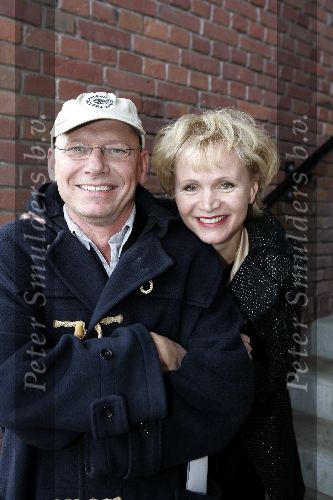 Amsterdam 2 december 2004
Trouwen Huub Stapel in het Olympisch stadion.   
Sjoerd Pleysier en Renee Soutendijk