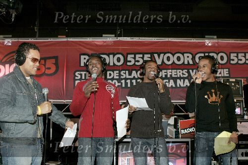 Hilversum 6 januari 2005
Aktie  555 voor azie in studio 22.
Replay