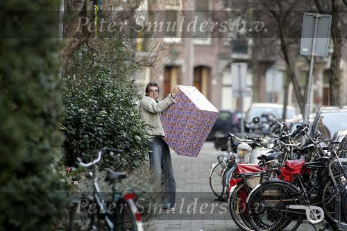 Amsterdam 21 januari 2005
Ruud de Wild met een cadeau