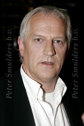 Hilversum 6 januari 2005
Aktie  555 voor azie in studio 22.
Wilbert Gieske