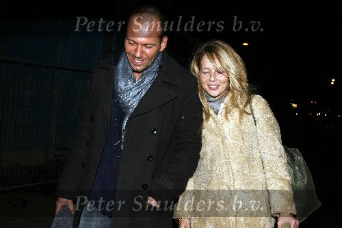 Amsterdam 14 januari 2006
Chantal Janzen met haar nieuwe vriend Roel Kyvelos na de opnames van idols