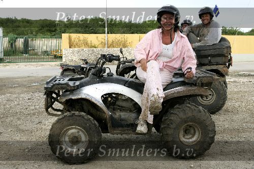 Curacao 5 januari 2006
Christine Kroonenberg en haar vriend Stephan rijden op quad op curacao