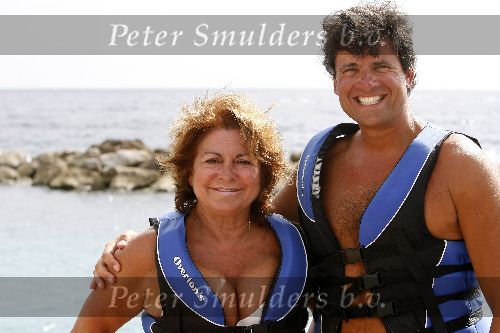 Curacao 6 januari 2006
Christine Kroonenberg met Stephan met dolfijnen zwemmen  op curacao