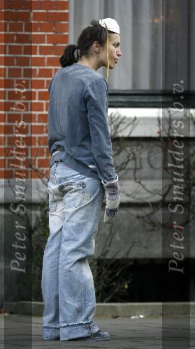 Amsterdam 14 januari 2006
Daphne Bunskoek is haar huis aan het verbouwen.
werklkleding