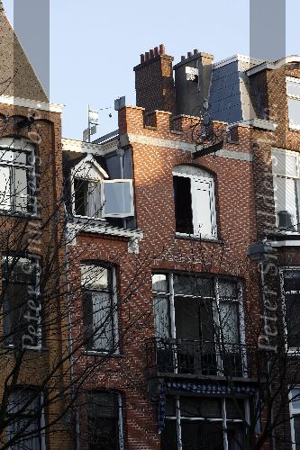 Amsterdam 14 januari 2006
Daphne Bunskoek is haar huis aan het verbouwen.
haar nieuwe huis
