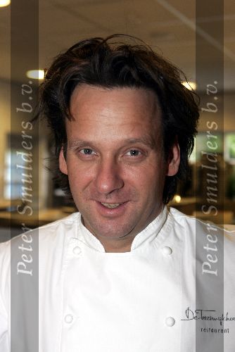 Waalre, 26 Januari 2005
Dick Middelweerd (Chefkok van Rest. De Treeswijkhoeve)
Sinds December 2005 een Michelin ster