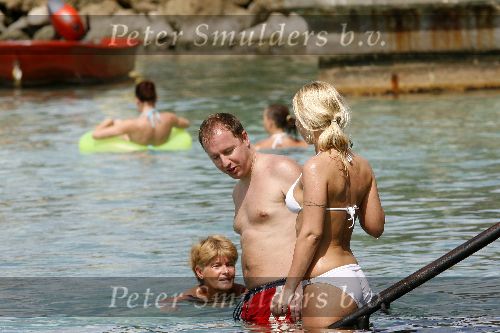 Curacao 5 januari 2006
Edwin Evers met zijn vriendin op vakantie op Curacao.