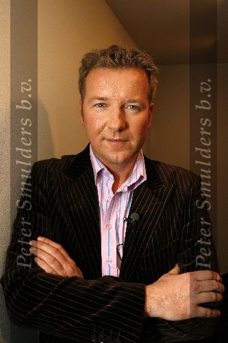 Aalsmeer 12 januari 2006
Perspresentatie Big brother hotel.
Frank Awick