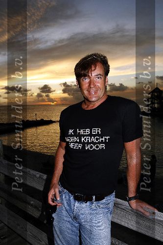 Curacao 5 januari 2006
Gerard Joling op vakantie op Curacao. T shirt \