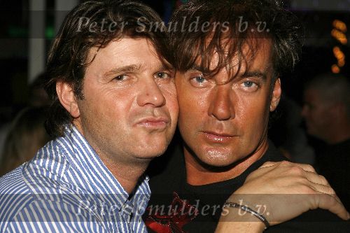 Curacao 6 januari 2006
Trijntje Oosterhuis optreden bij Mambo beach
Peter Gallas  met Gerard Joling