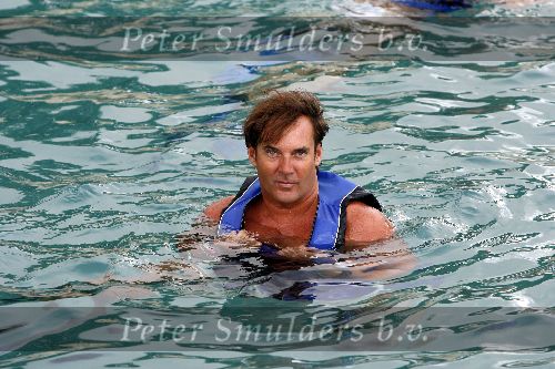 Curacao 6 januari 2006 
Gerard Joling met dolfijnen zwemmen  op curacao