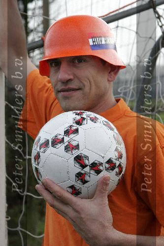 Duitse helm voor oranje supporters WK 2006 in duitsland