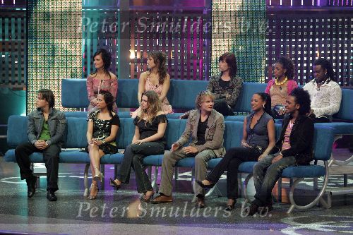 Hilversum, 7 Januari 2006 Studio 22
2e Finaleronde Idols 2006
spanning bij de deelnemers over de uitslag