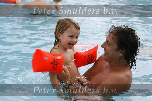 Curacao 6 januari 2006
Marco Borsato met Leontien Jada Senna en Luca op vakantie op curacao.