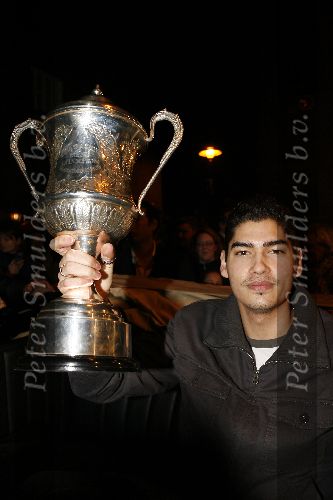 Alphen 19 januari 2006
Huldiging Jelle Klaasen nadat hij de lake side darts heet gewonnen.