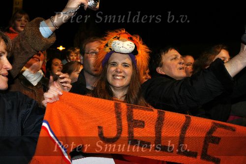 Alphen 19 januari 2006
Huldiging Jelle Klaasen nadat hij de lake side darts heet gewonnen. fans Jelle Klaasen