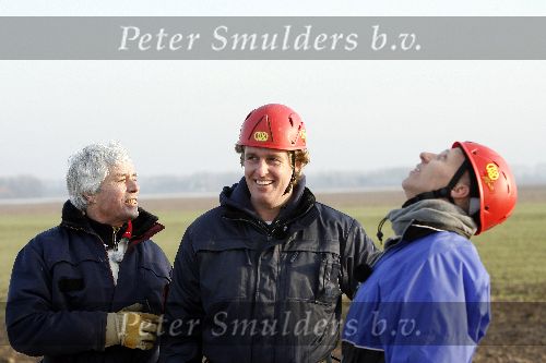 Biddinghuizen 16 januari 2006
Edwin Smulders en Klaas Wilting abseilen van windmolen van 70 meter hoog.