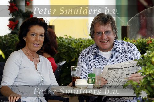 Curacao 7 januari 2006
Lee Towers en zijn vrouw Laura op terras.