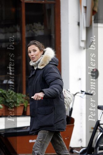 Amsterdam 14 januari 2006
Prinses Marilene  op de cornelis schuytstraat