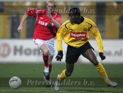 Kerkrade, 27 Januari 2006 
Kompetitiewedstrijd seizoen 2005/2006 
RODA JC - AZ eindstand 1-4 
Sekou Cisse