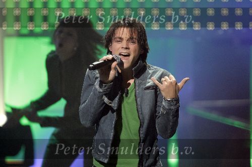 Hilversum, 7 Januari 2006 Studio 22
2e Finaleronde Idols 2006
Serge Idols